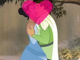 Тиана целуется с принцем